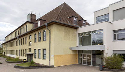 Bild – Ansicht der B. Traven Gemeinschaftsschule in Berlin Spandau