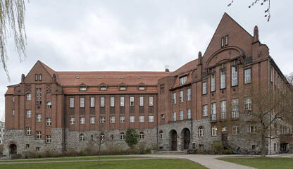 Bild – Ansicht des Primo Levi Gymnasium in Berlin Pankow