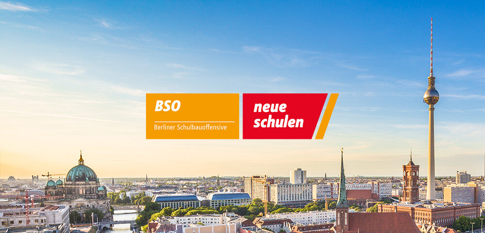 Bild – Logo der Berliner Schulbauoffensive, im Hintergrund ein Bild von Berlin mit Sicht auf den Fernsehturm