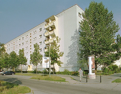 Wohnung gelegen im Grünen - Photo 1