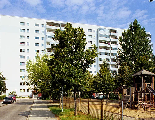 Hell geschnittene Wohnung für eine Familie - Photo 1