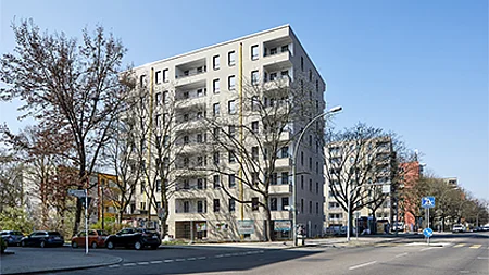 Außenansicht der Sewanstraße