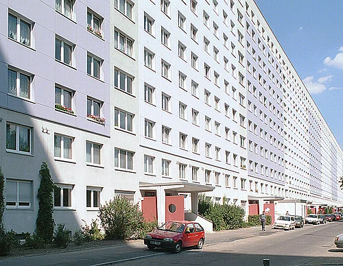 Einkommensorientierte Vermietung. Es gelten die Einkommensgrenzen des Bundes 140,01% - 220%. - Foto 1
