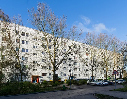 تصویر Biesenbrower Straße 12, 13057 Berlin