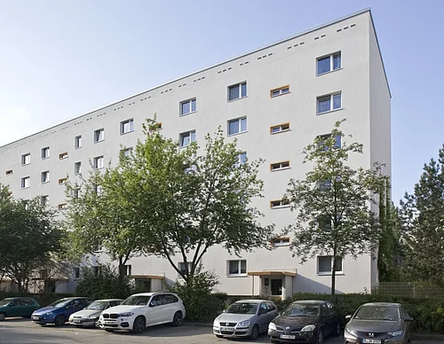 Familienwohnung mit kleinem Garten - Photo 1