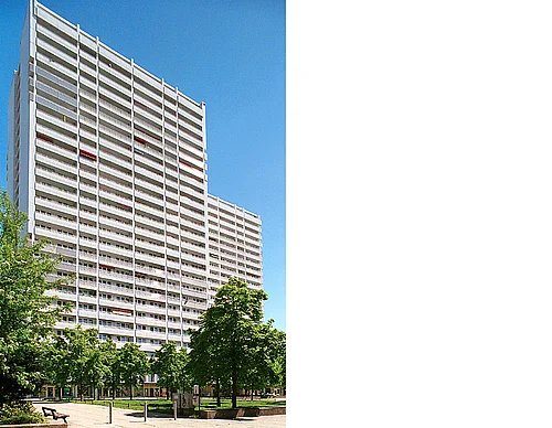 تصویر Anton-Saefkow-Platz 3, 10369 Berlin