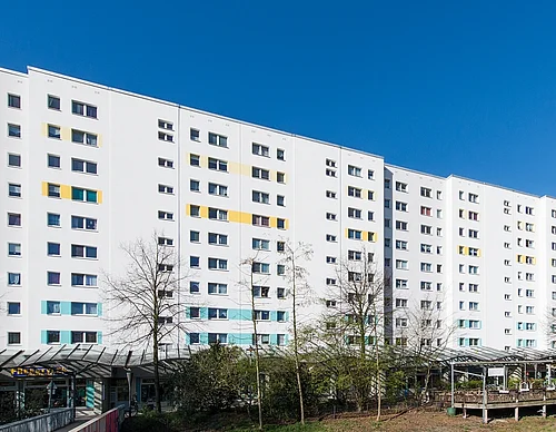 3 Zimmer mit Balkon und schöner Aussicht - Photo 1