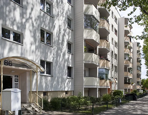 تصویر Wartiner Straße 84, 13057 Berlin