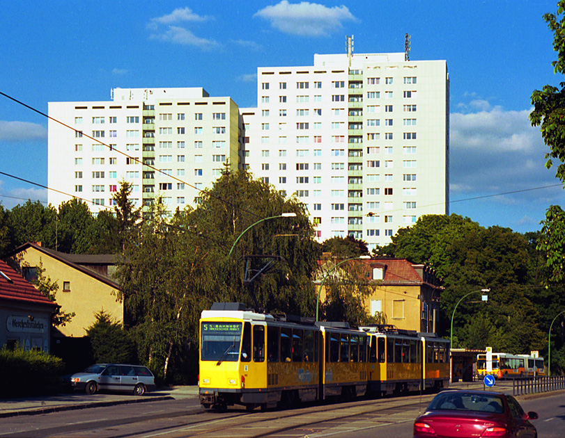 3-Zimmer-Wohnung in Alt-Hohenschönhausen – Foto 3